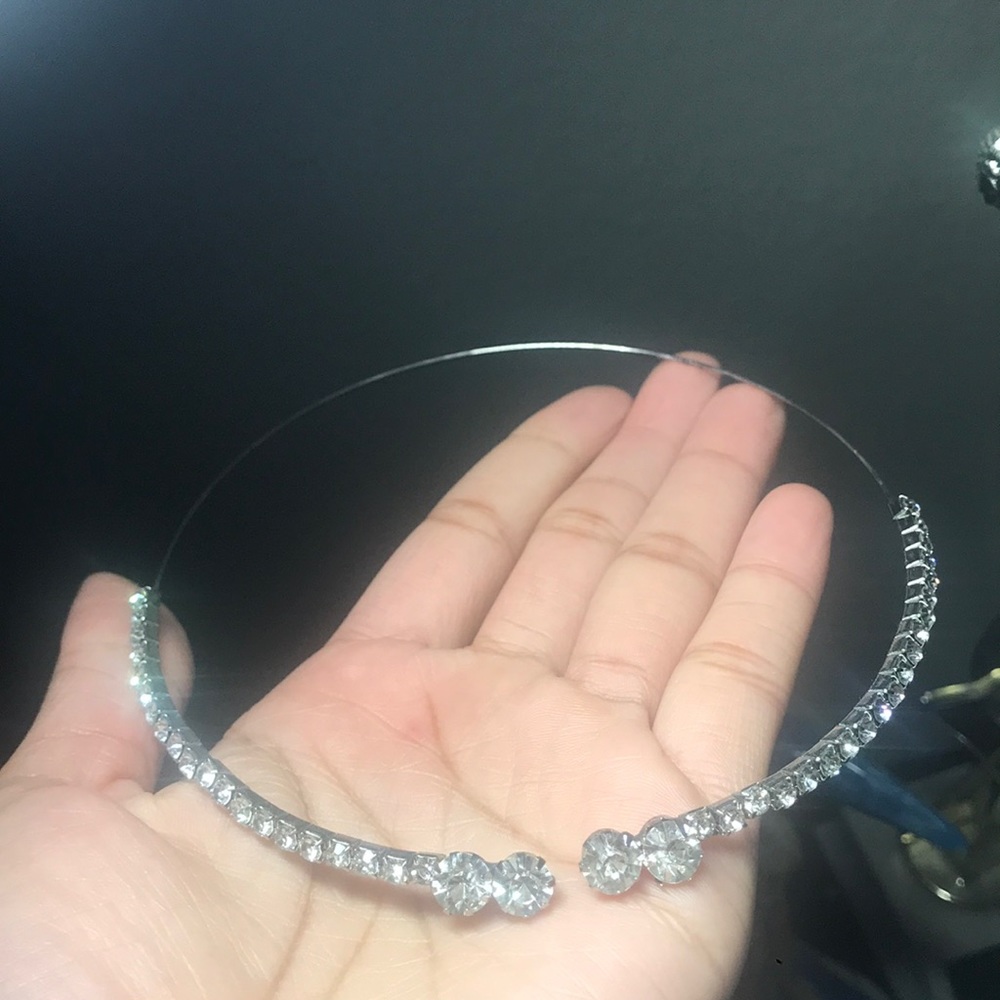 Diamond choker